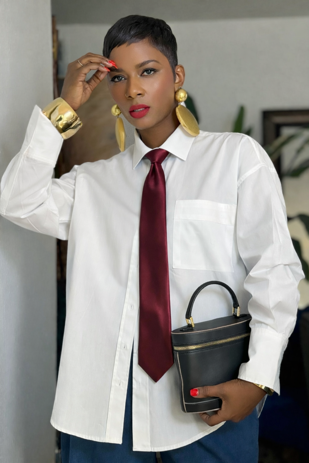 YAS Signature Wine Tie