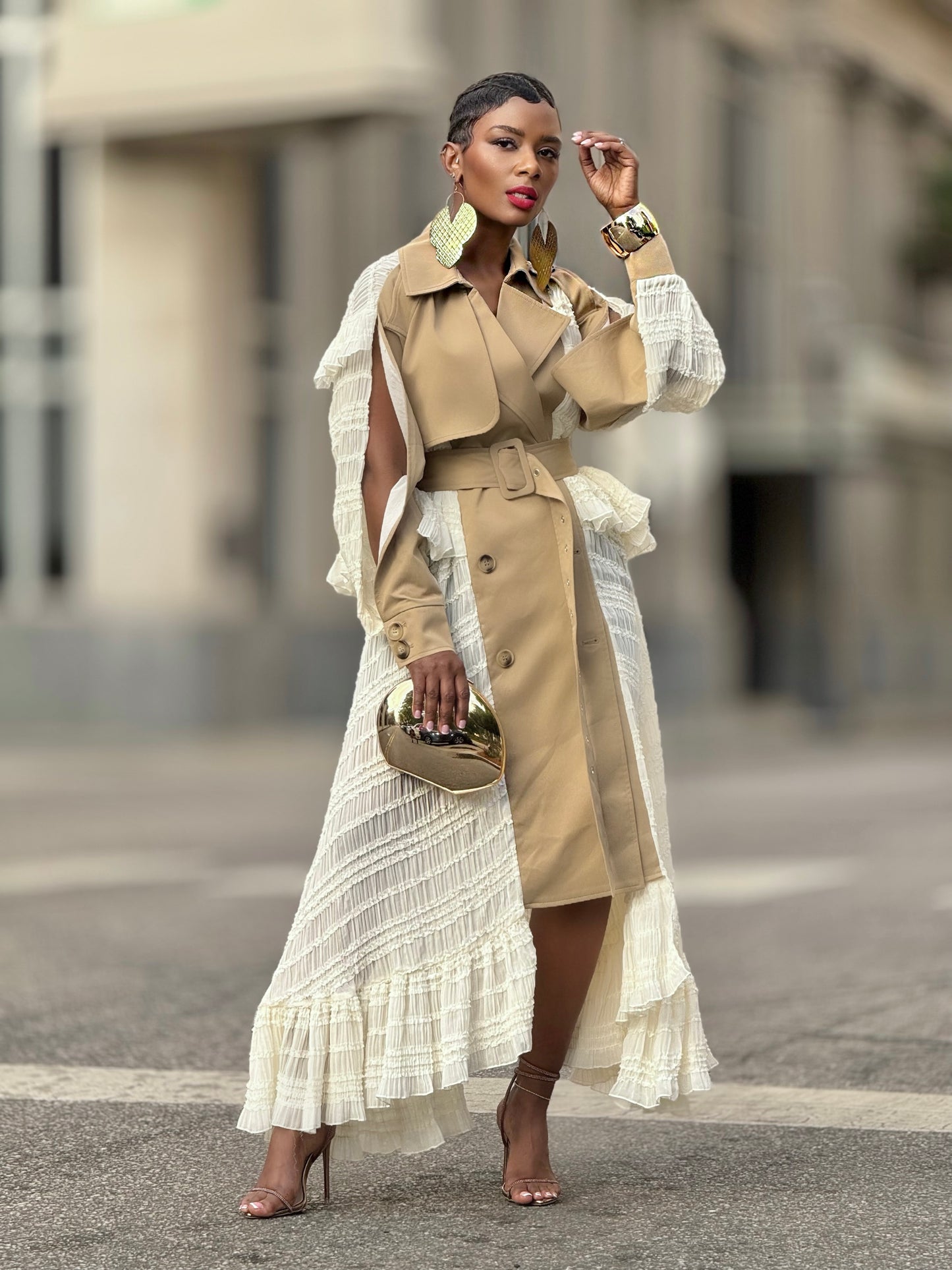 YAS EDIT Raja Ruffle Trench