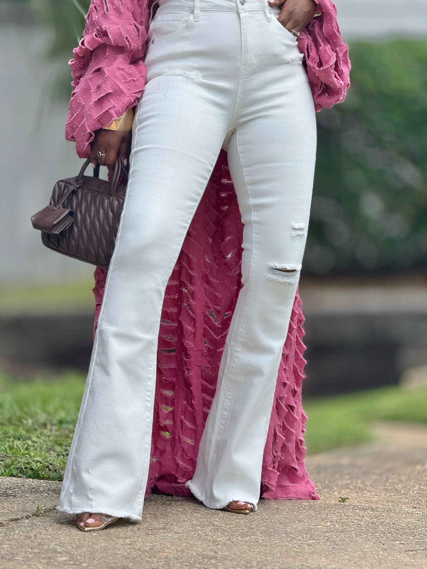 YAS EDIT Blanc Flare Denim (Available in 18 Plus)