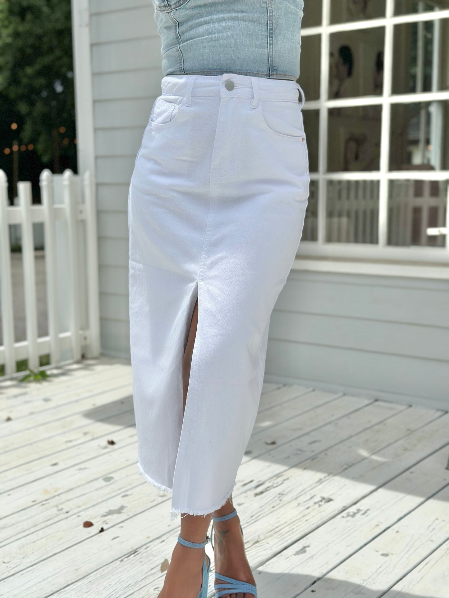WHITE DENIM SKIRT