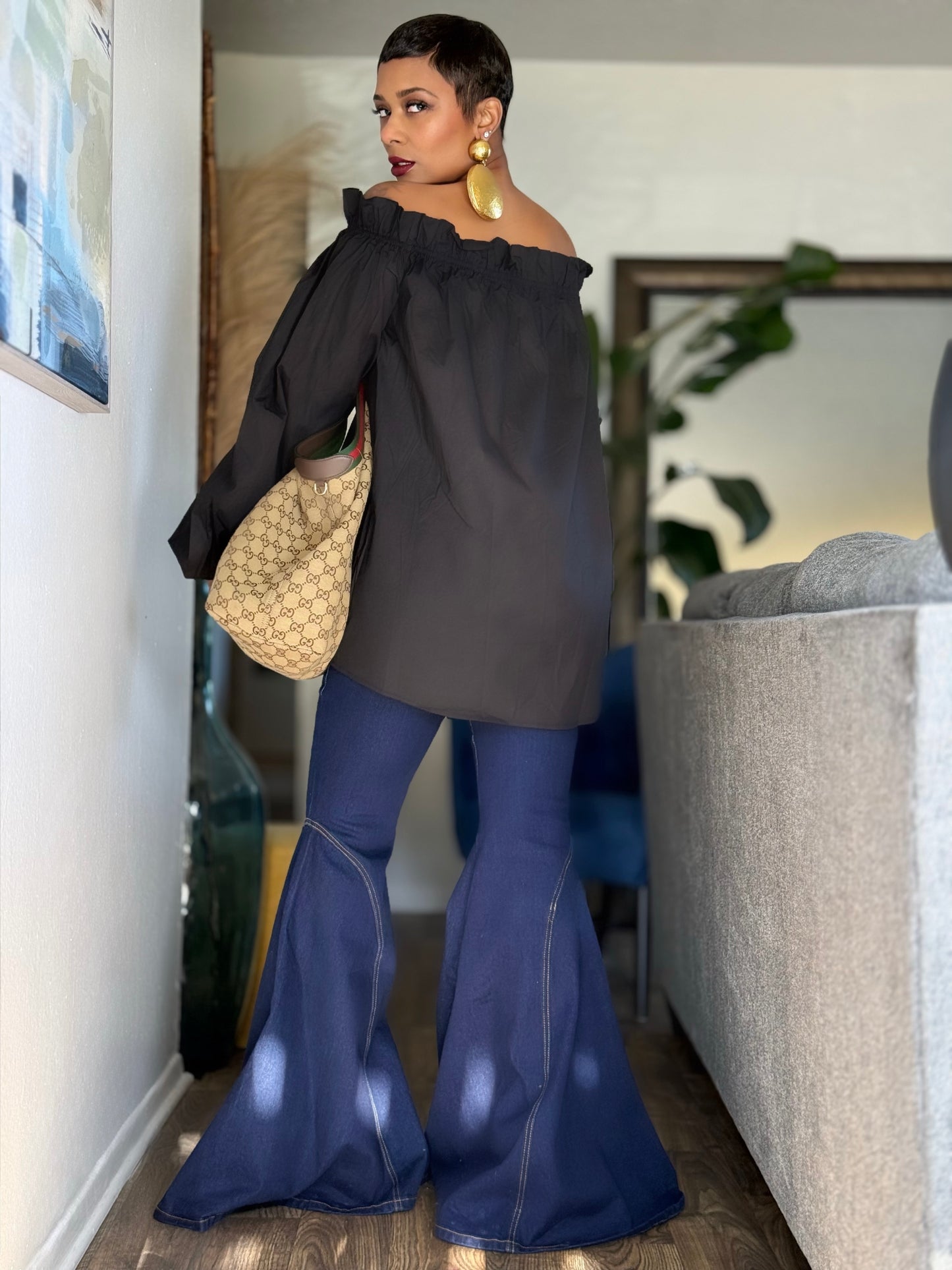 The Classic Noir Top (Available in XL)