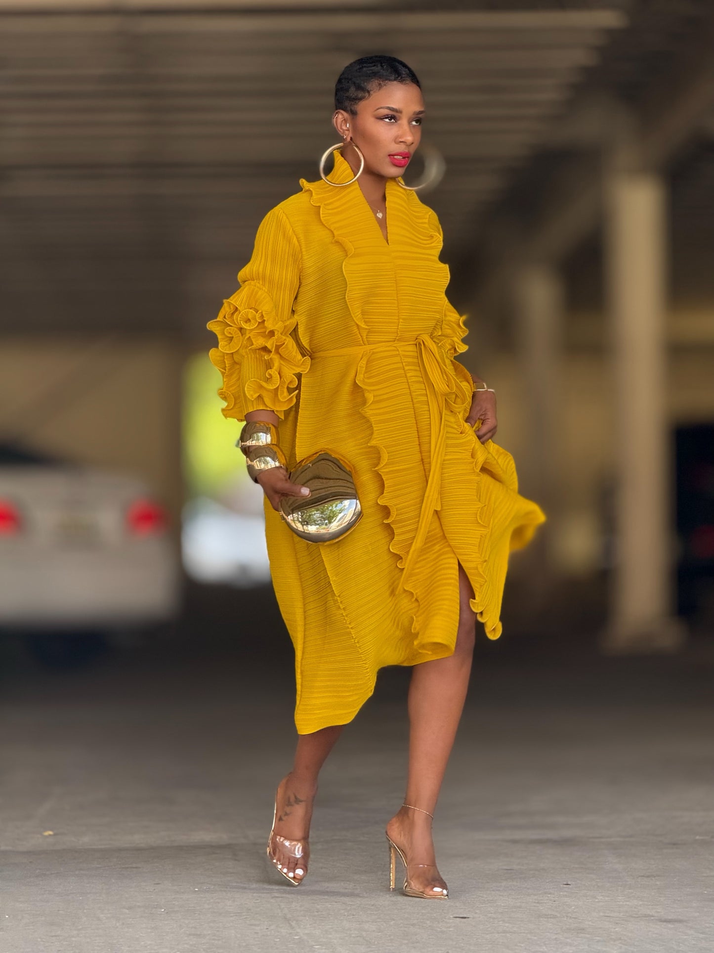 YAS EDIT Eliz Golden Midi Dress (One size up to 14)