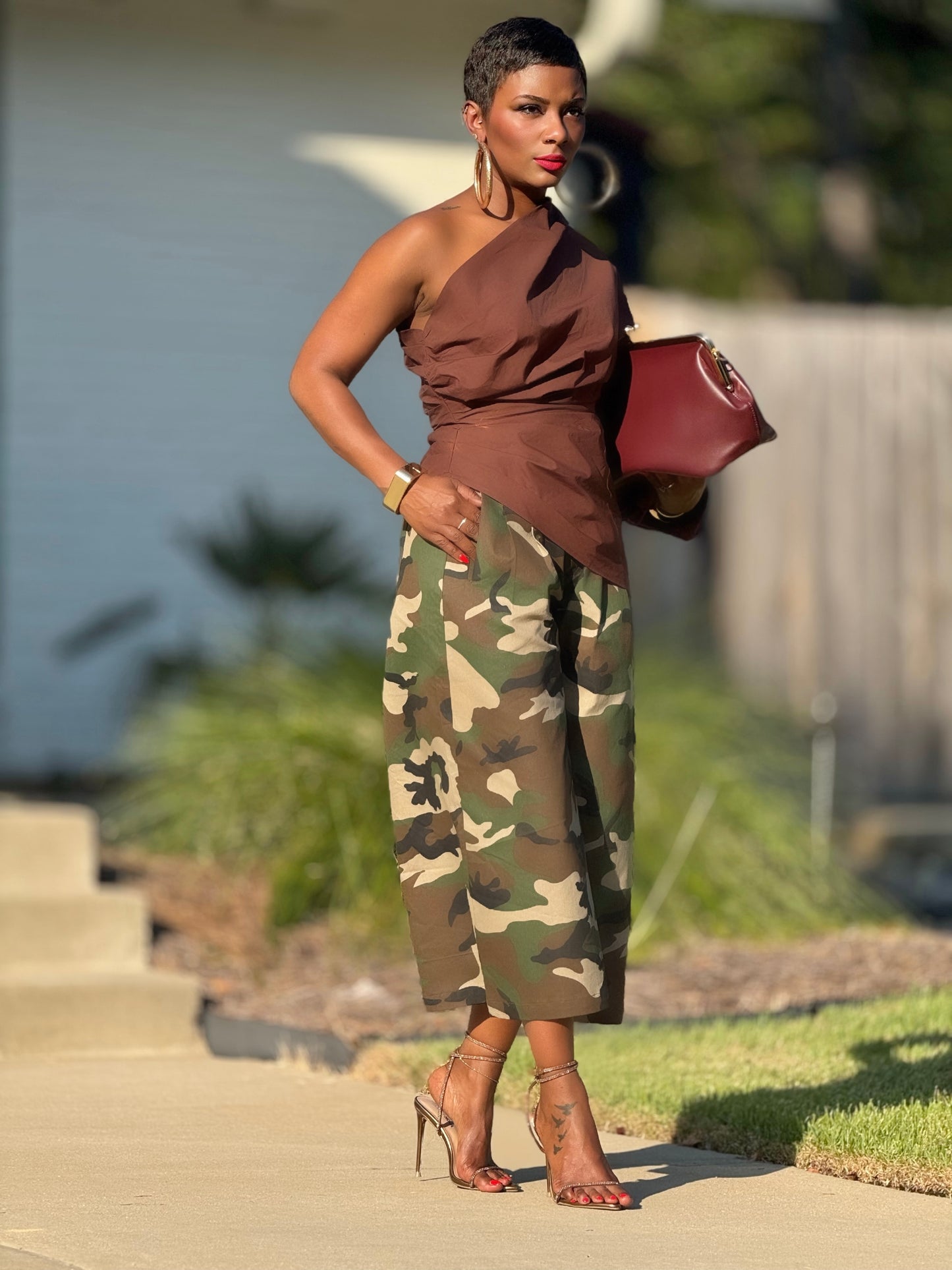 Nara Brown One Shoulder Top (Available in 3X)