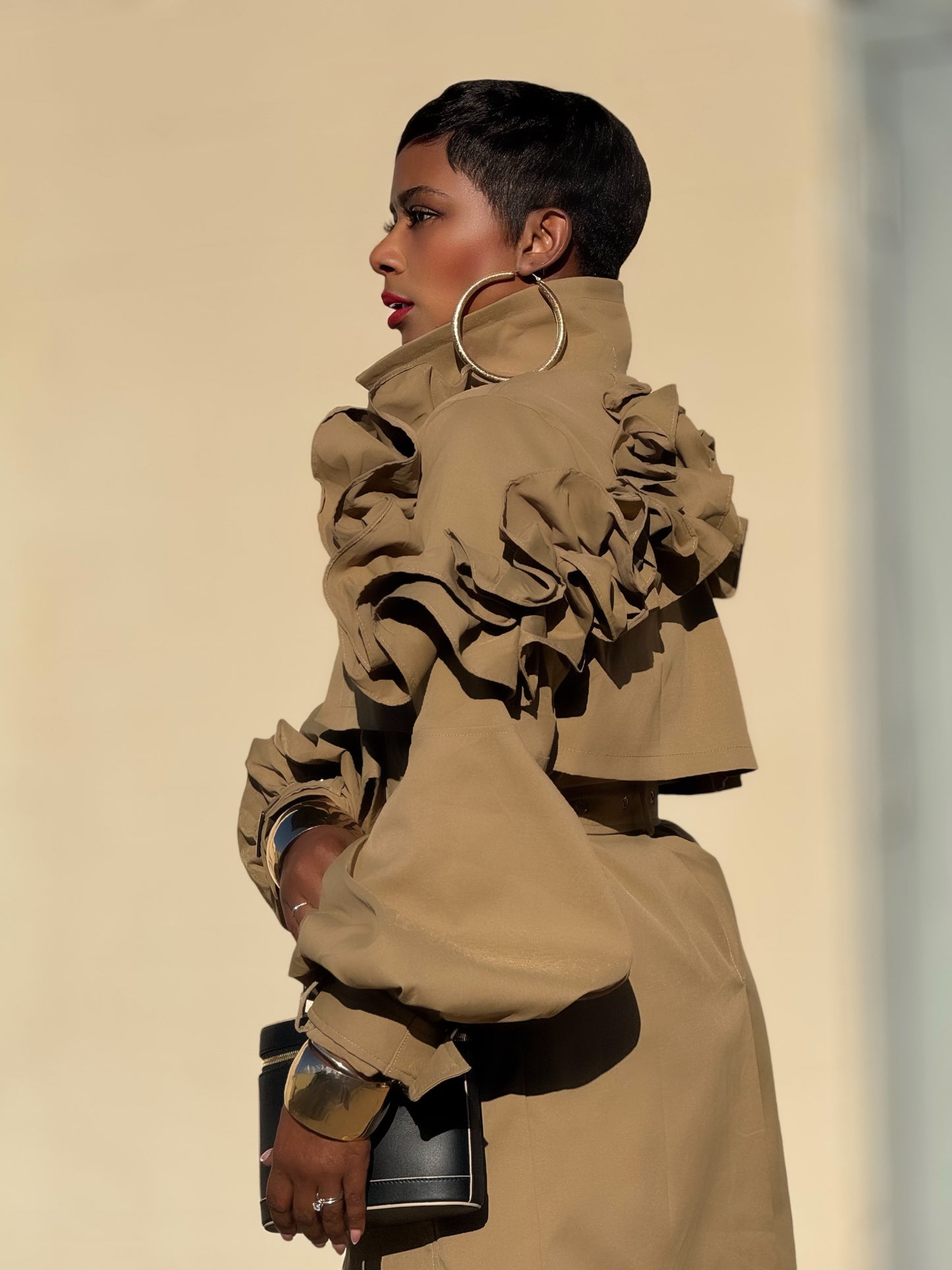 YAS EDIT Lucena Khaki Ruffle Trench