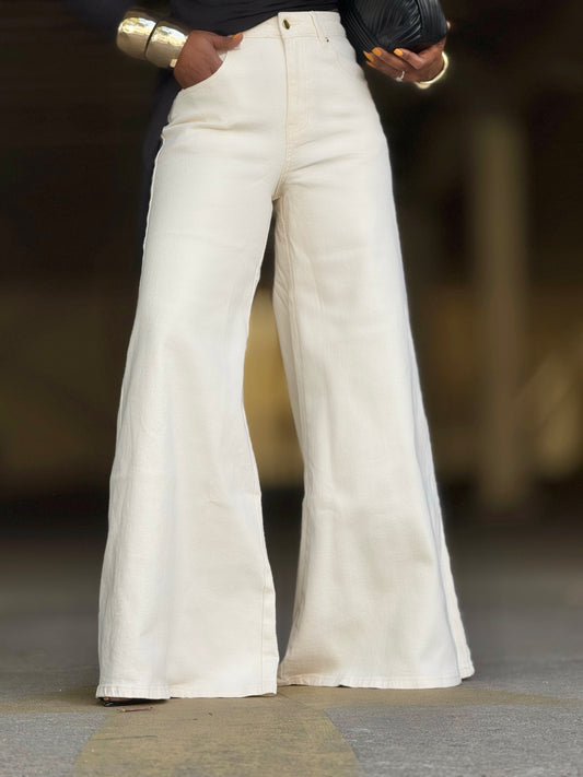 YAS EDIT Carter Flare Denim (Available in 15)