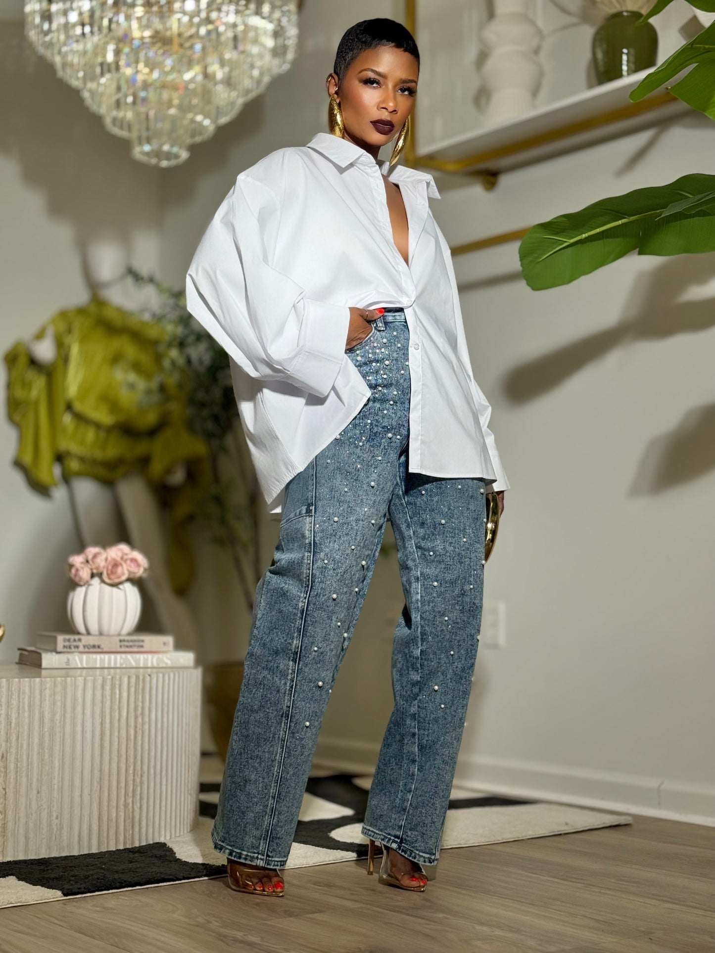 Aspenya White Top (Available in 2X)