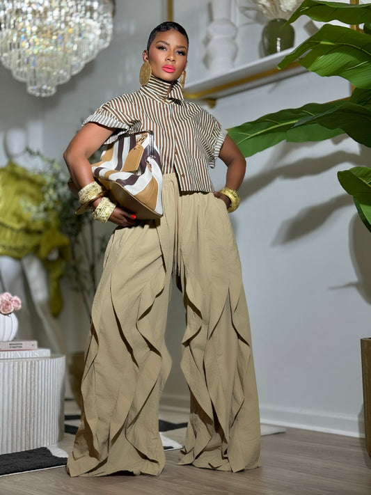 Rae Khaki Ruffle Pant